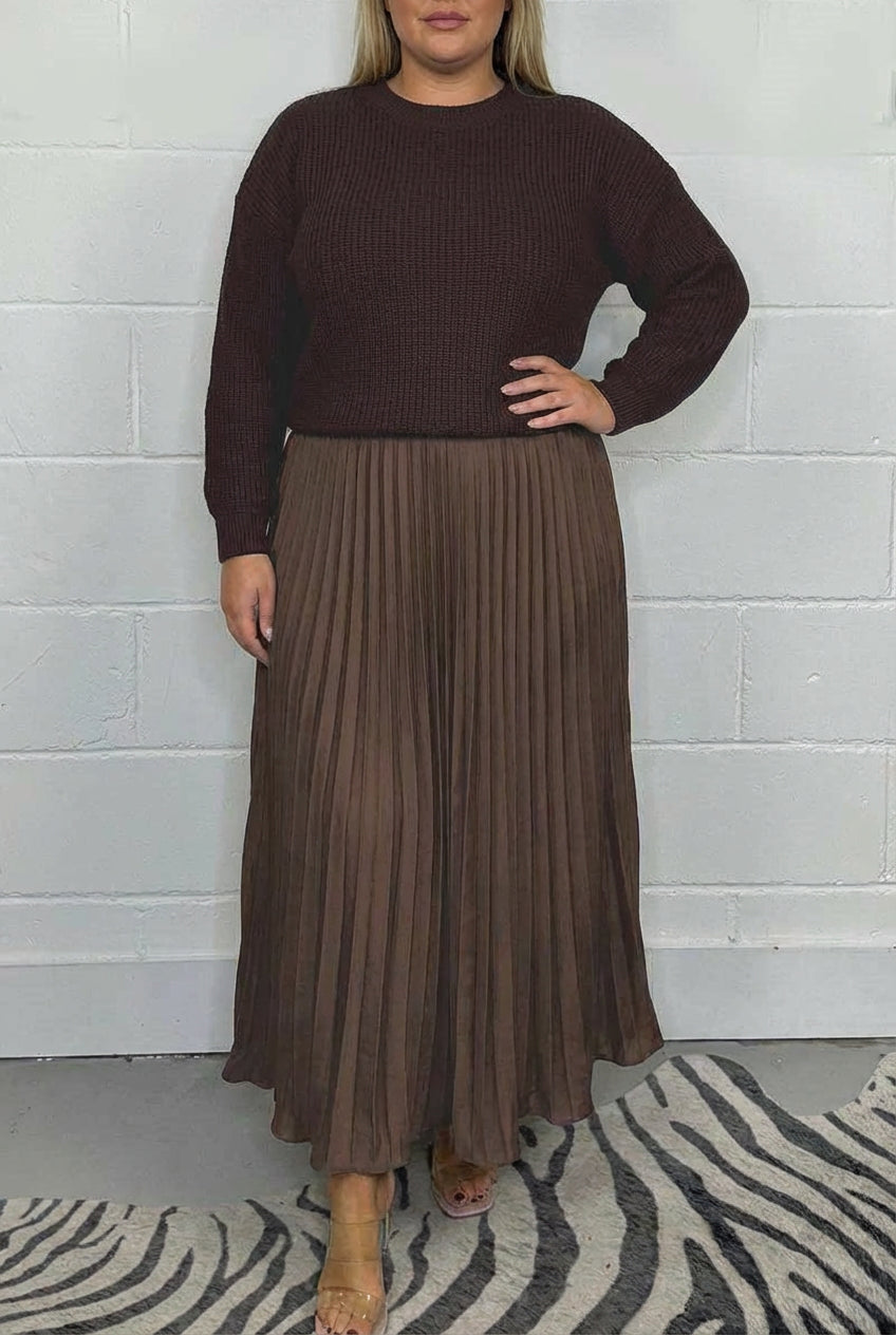 Claudia - Maxi dress with sweater and pleated skirt